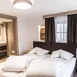 A Casa Smaragd 아파트 *