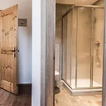 Διαμέρισμα A Casa Smaragd Ζόλντεν