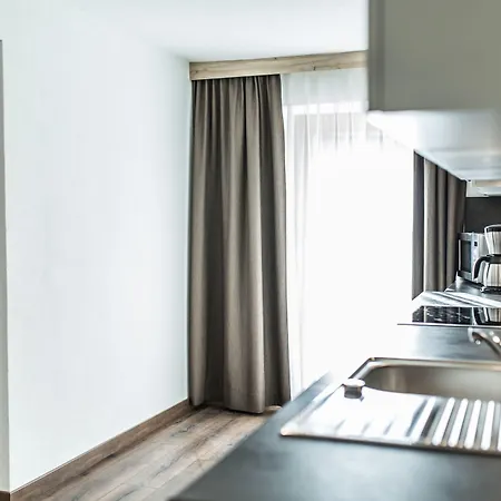 Apartment A Casa Smaragd