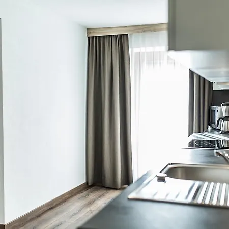 A Casa Smaragd 아파트 *